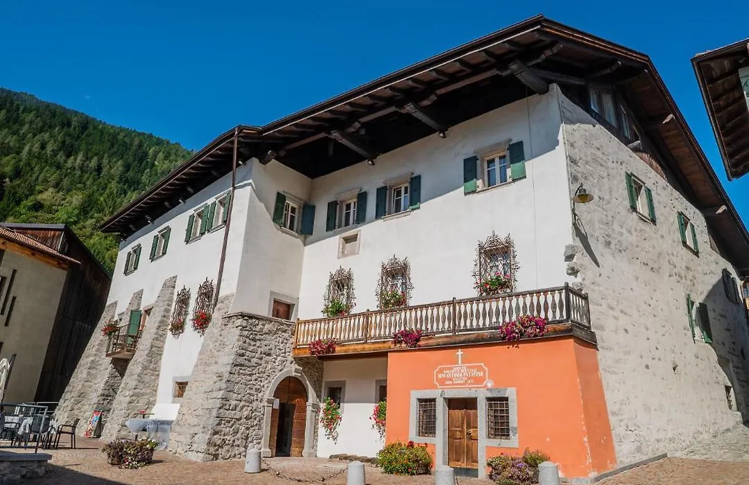Palazzo Lodron Bertelli. Dimora Storica&Spa-1